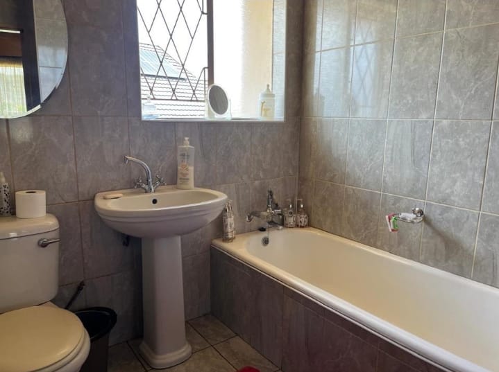 3 Bedroom Property for Sale in Alan Manor Gauteng