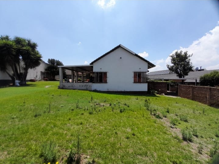 3 Bedroom Property for Sale in Alan Manor Gauteng