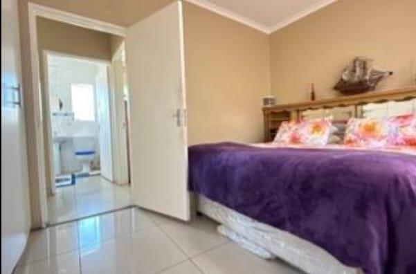 2 Bedroom Property for Sale in Meredale Gauteng