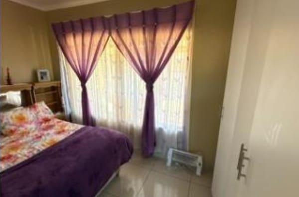 2 Bedroom Property for Sale in Meredale Gauteng