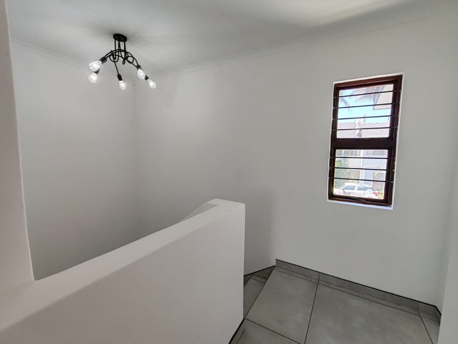 3 Bedroom Property for Sale in Lakefield Gauteng