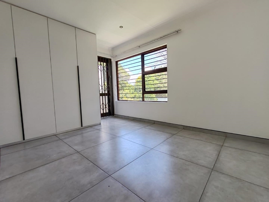 3 Bedroom Property for Sale in Lakefield Gauteng