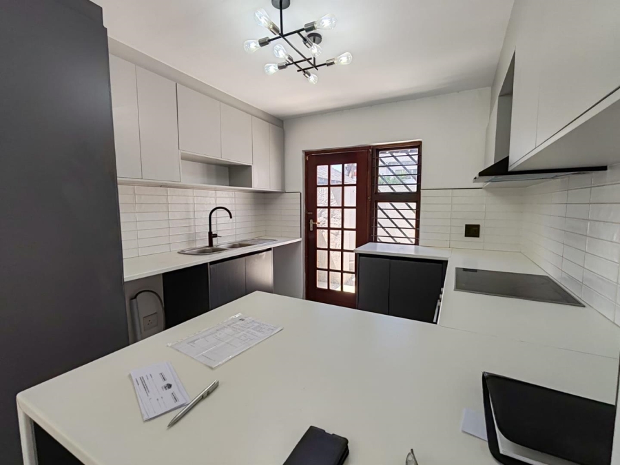 3 Bedroom Property for Sale in Lakefield Gauteng