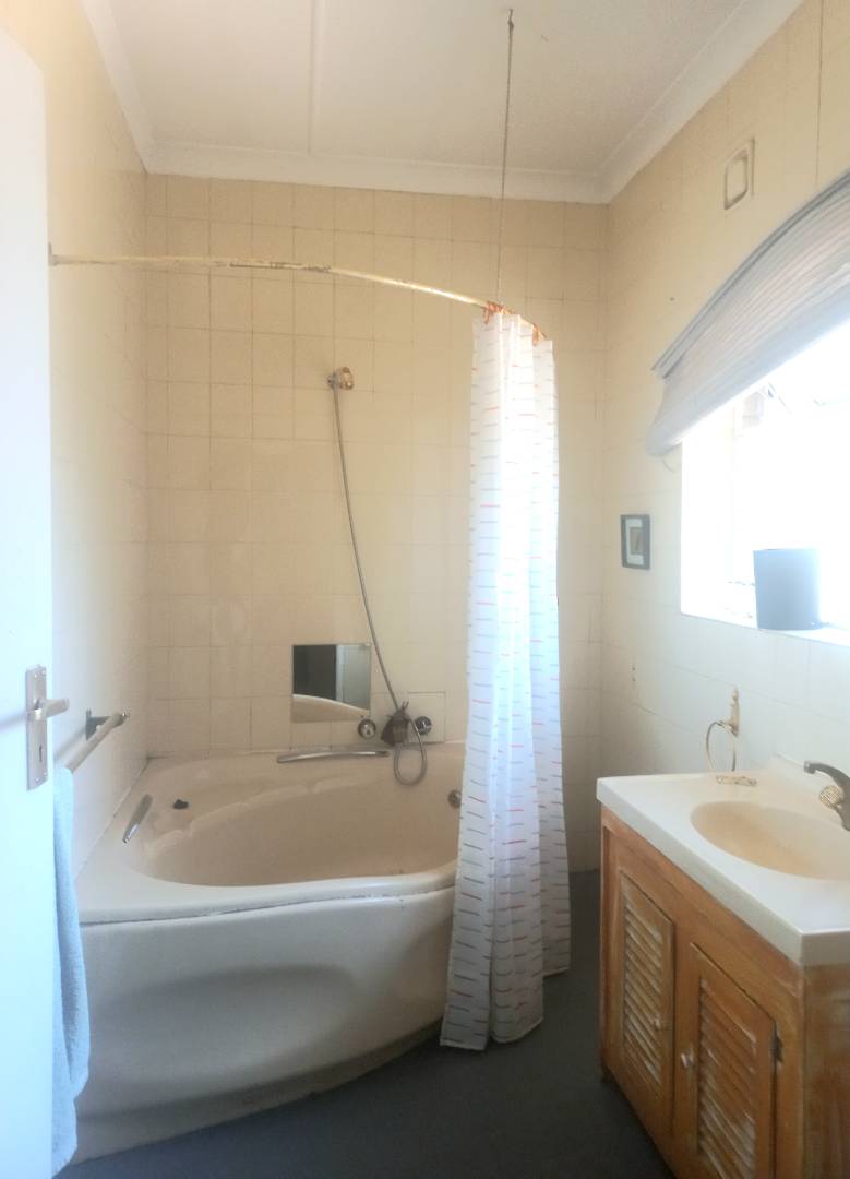 4 Bedroom Property for Sale in Farrarmere Gauteng