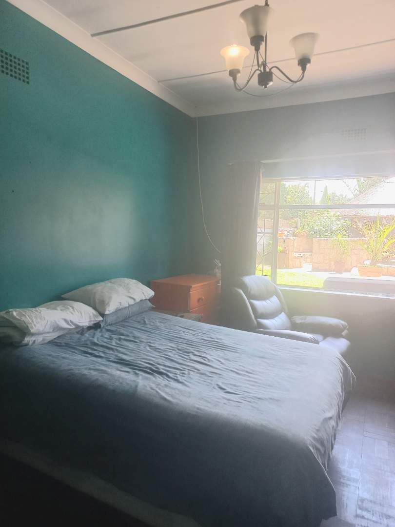 4 Bedroom Property for Sale in Farrarmere Gauteng