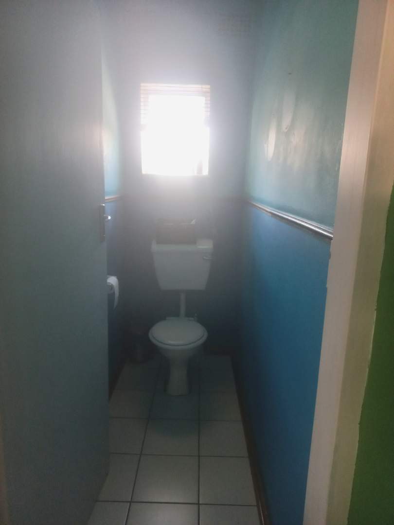 4 Bedroom Property for Sale in Farrarmere Gauteng