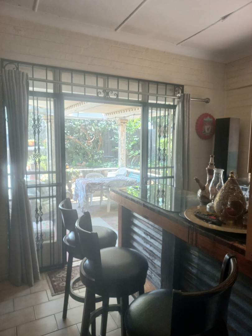 4 Bedroom Property for Sale in Farrarmere Gauteng