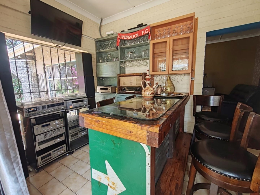 4 Bedroom Property for Sale in Farrarmere Gauteng