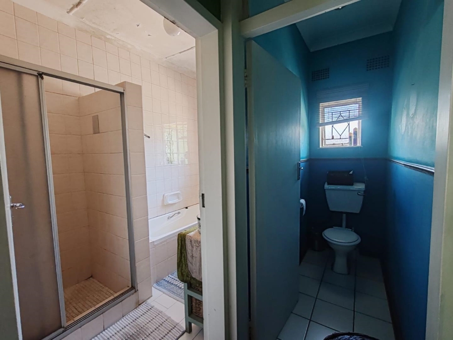 4 Bedroom Property for Sale in Farrarmere Gauteng