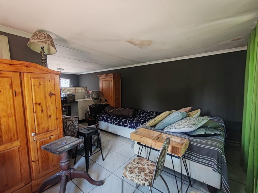 4 Bedroom Property for Sale in Farrarmere Gauteng