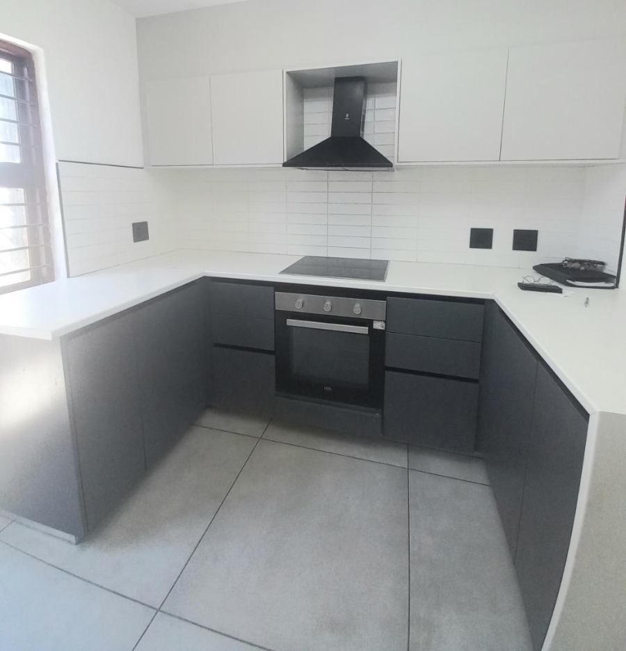 3 Bedroom Property for Sale in Lakefield Gauteng