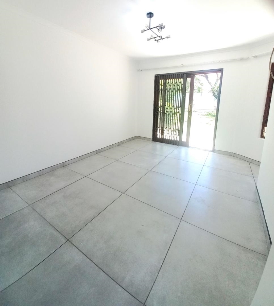 3 Bedroom Property for Sale in Lakefield Gauteng