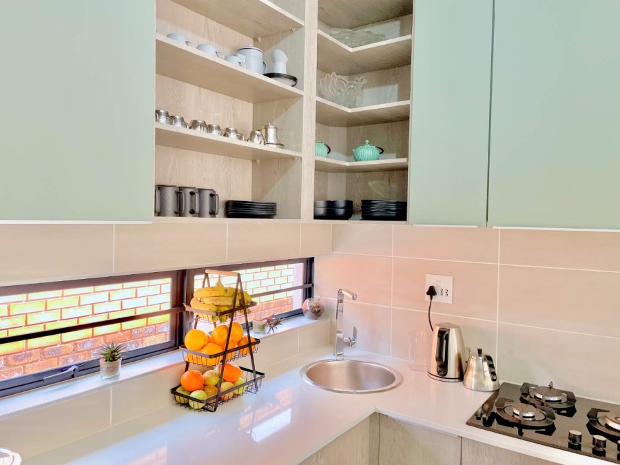 4 Bedroom Property for Sale in Rooihuiskraal North Gauteng