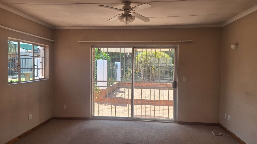 To Let 1 Bedroom Property for Rent in Discovery Gauteng