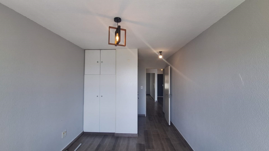 To Let 2 Bedroom Property for Rent in Northcliff Gauteng