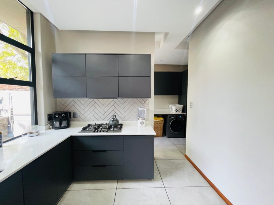 To Let 3 Bedroom Property for Rent in Morningside Gauteng