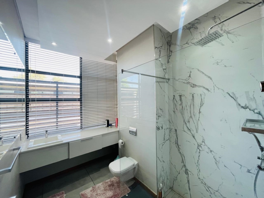 To Let 3 Bedroom Property for Rent in Morningside Gauteng