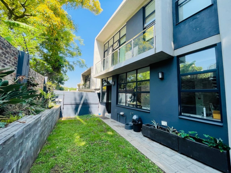 To Let 3 Bedroom Property for Rent in Morningside Gauteng