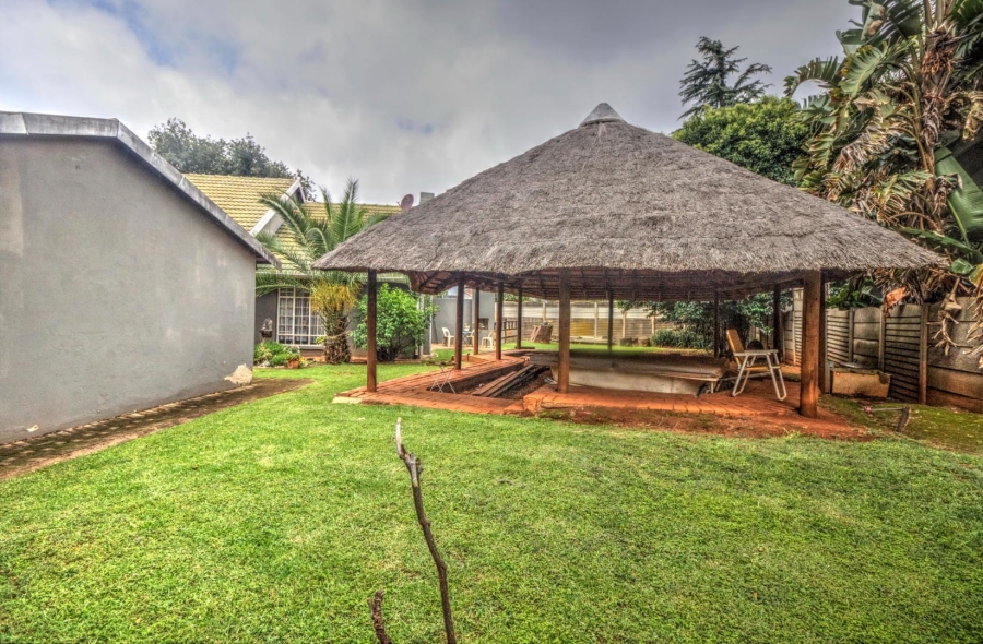 3 Bedroom Property for Sale in Birchleigh Gauteng