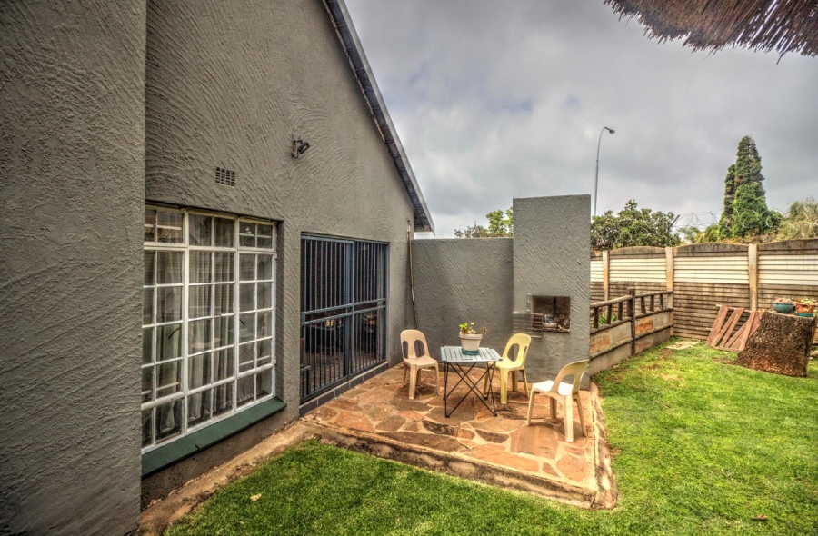 3 Bedroom Property for Sale in Birchleigh Gauteng