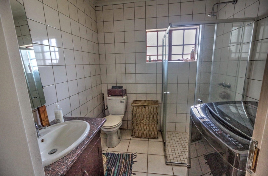 3 Bedroom Property for Sale in Birchleigh Gauteng