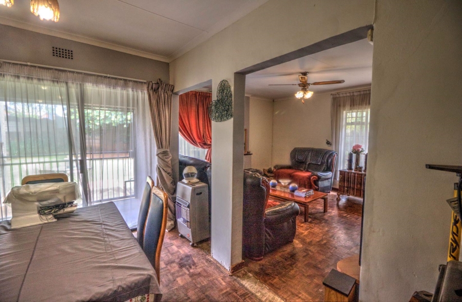 3 Bedroom Property for Sale in Birchleigh Gauteng