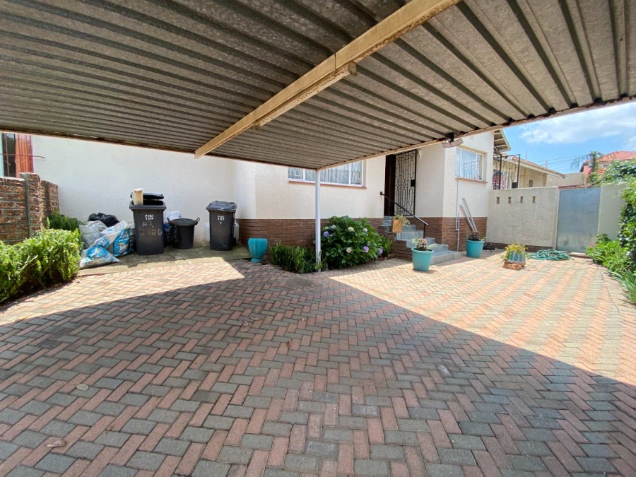 3 Bedroom Property for Sale in Alan Manor Gauteng