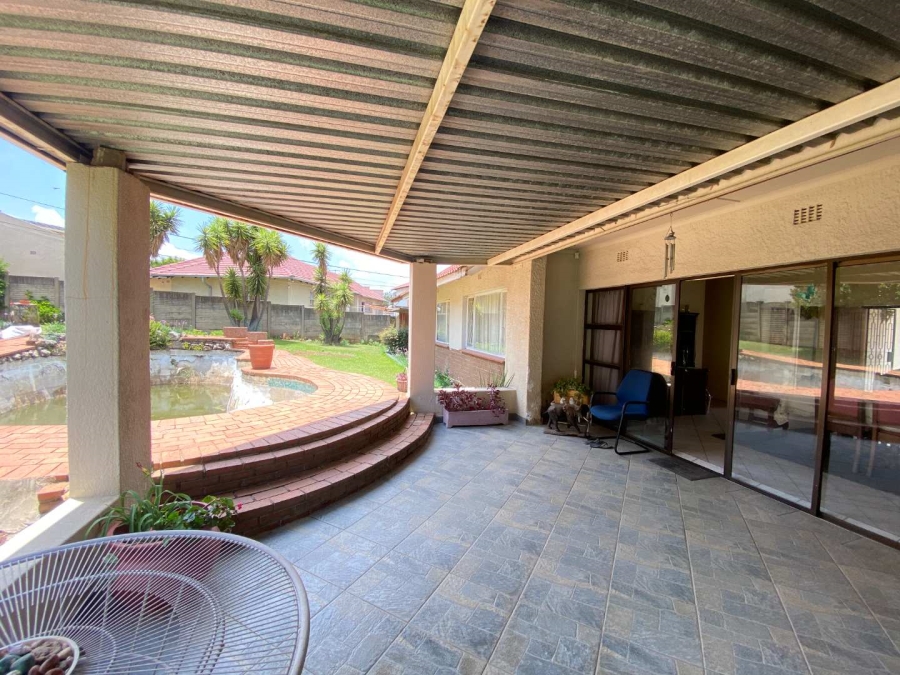 3 Bedroom Property for Sale in Alan Manor Gauteng