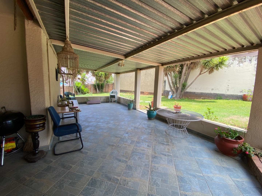 3 Bedroom Property for Sale in Alan Manor Gauteng