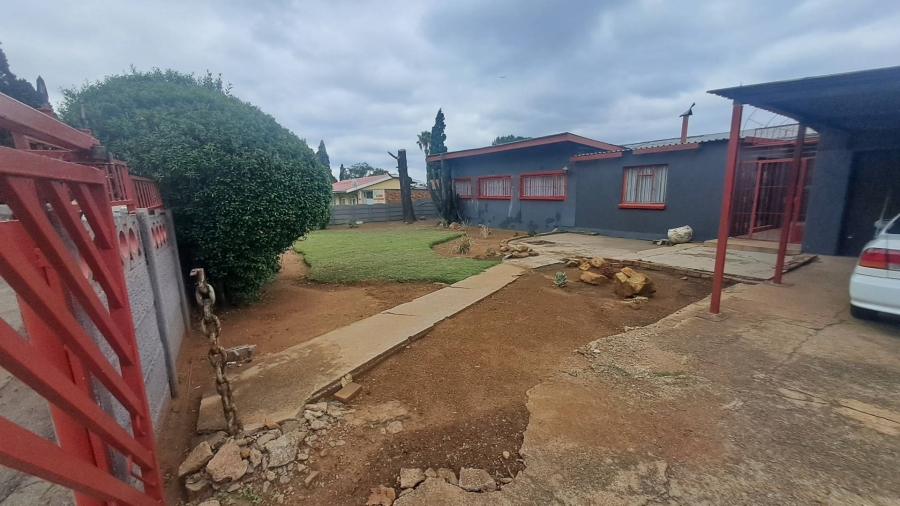 3 Bedroom Property for Sale in Estera Gauteng