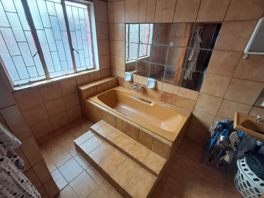 3 Bedroom Property for Sale in Estera Gauteng