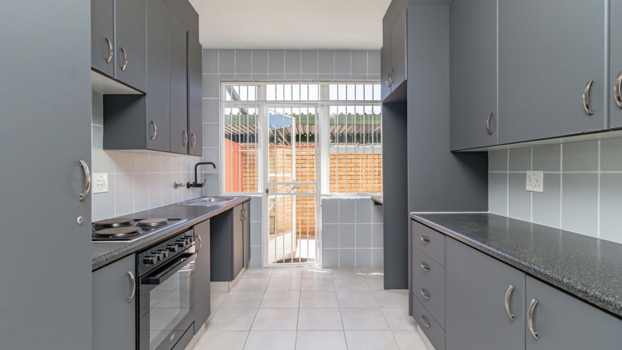 2 Bedroom Property for Sale in Benoni Central Gauteng