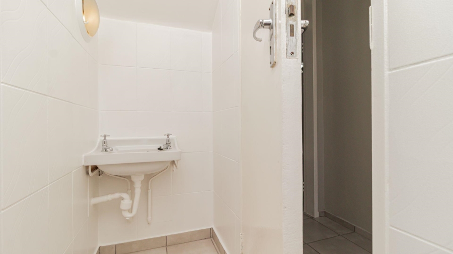 2 Bedroom Property for Sale in Benoni Central Gauteng