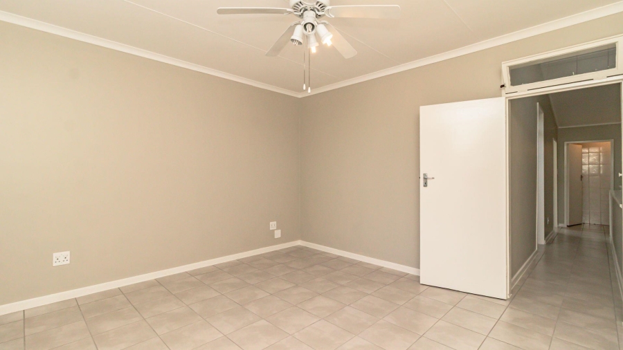 2 Bedroom Property for Sale in Benoni Central Gauteng