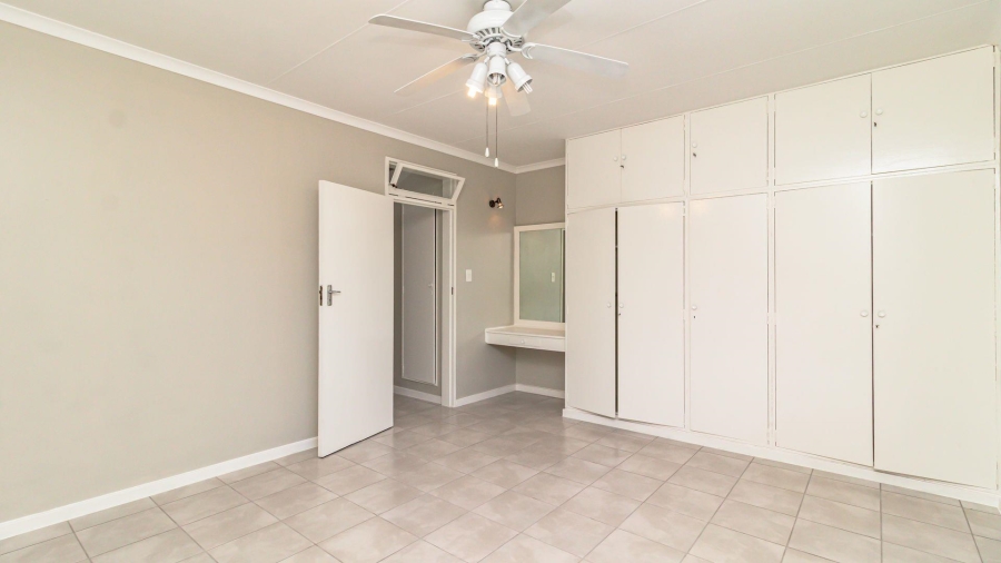 2 Bedroom Property for Sale in Benoni Central Gauteng