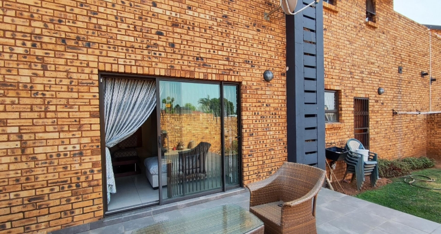 3 Bedroom Property for Sale in Raceview Gauteng
