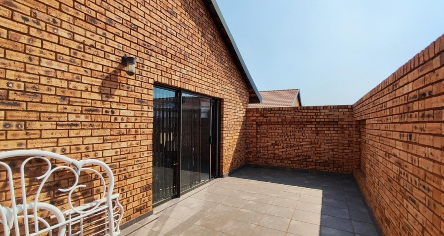 3 Bedroom Property for Sale in Raceview Gauteng