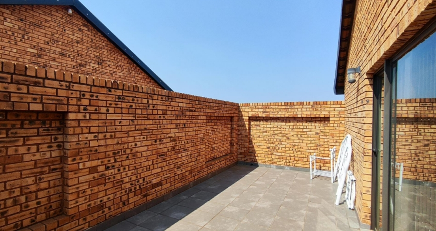 3 Bedroom Property for Sale in Raceview Gauteng