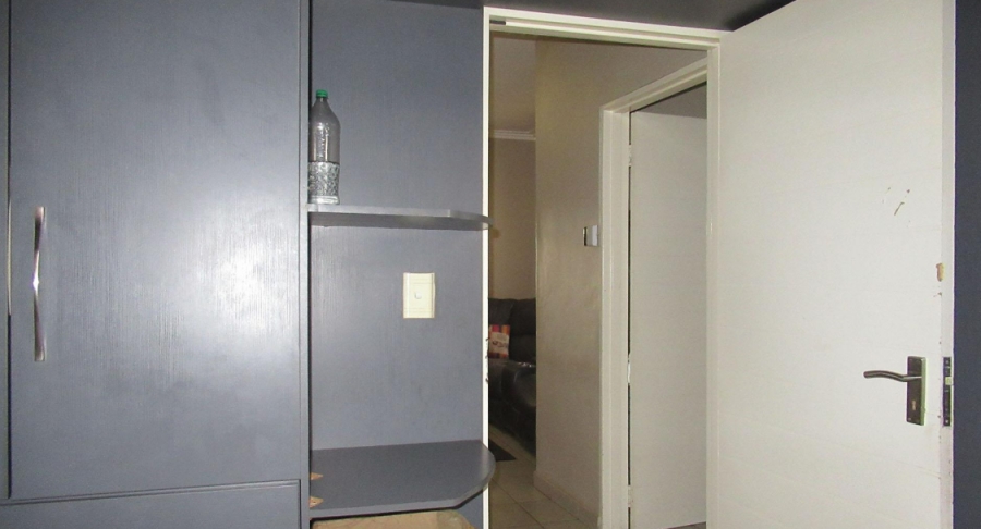 2 Bedroom Property for Sale in South Hills Gauteng