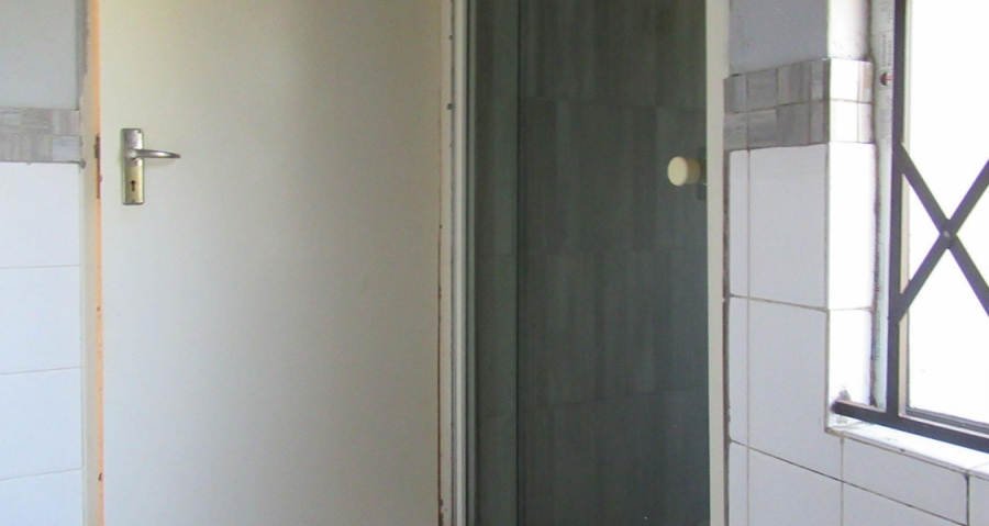 2 Bedroom Property for Sale in Glenvista Gauteng