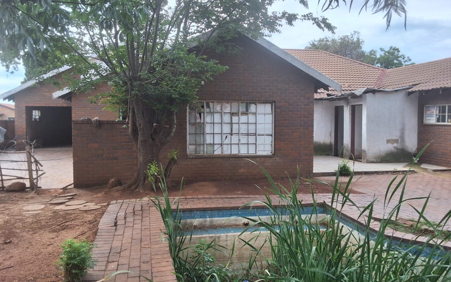 4 Bedroom Property for Sale in Palm Ridge Gauteng