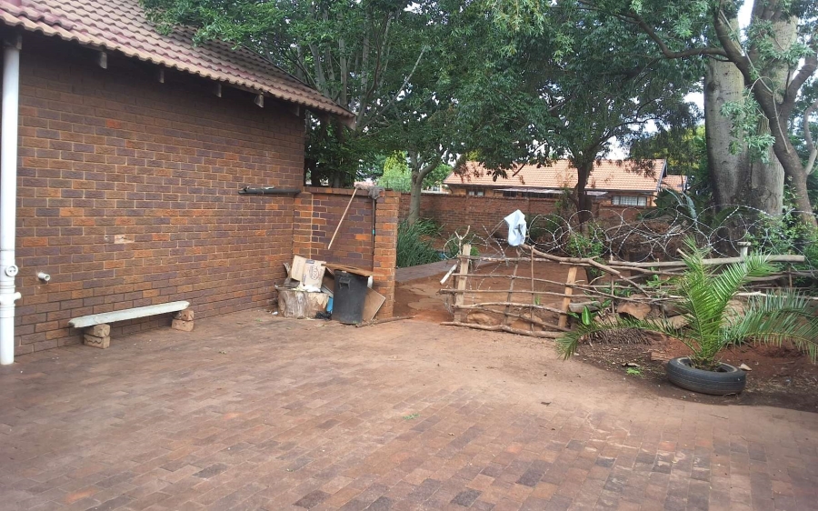 4 Bedroom Property for Sale in Palm Ridge Gauteng
