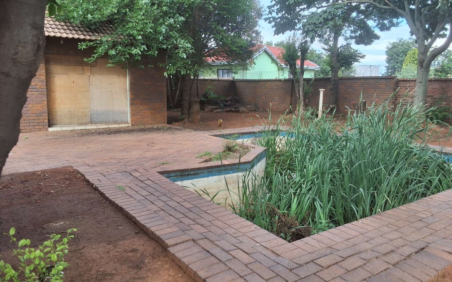 4 Bedroom Property for Sale in Palm Ridge Gauteng