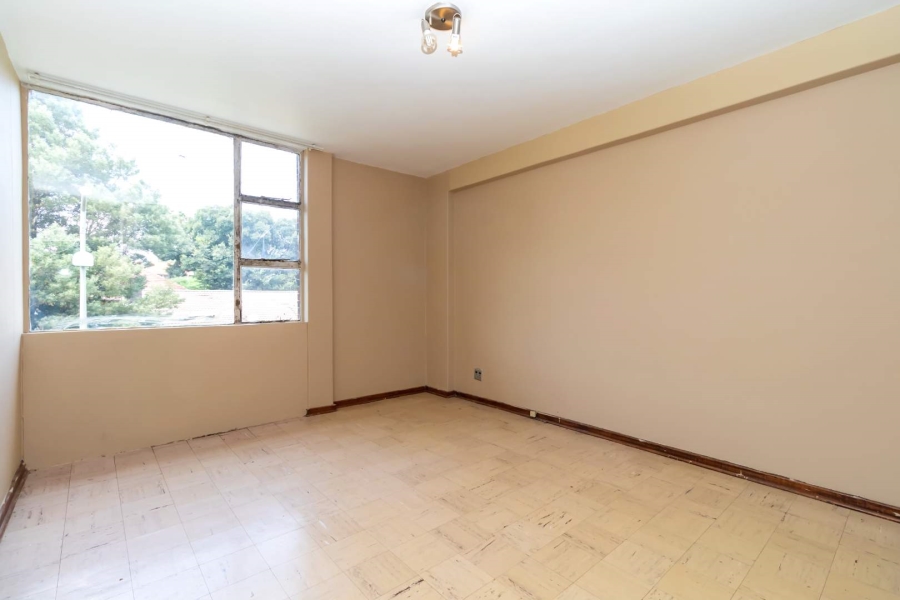 2 Bedroom Property for Sale in Florida Lake Gauteng