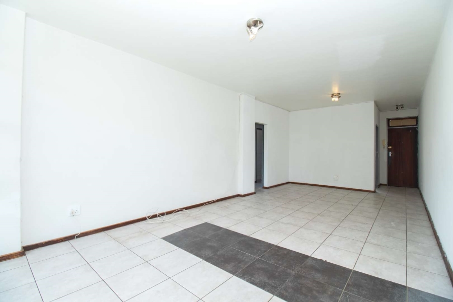 2 Bedroom Property for Sale in Florida Lake Gauteng