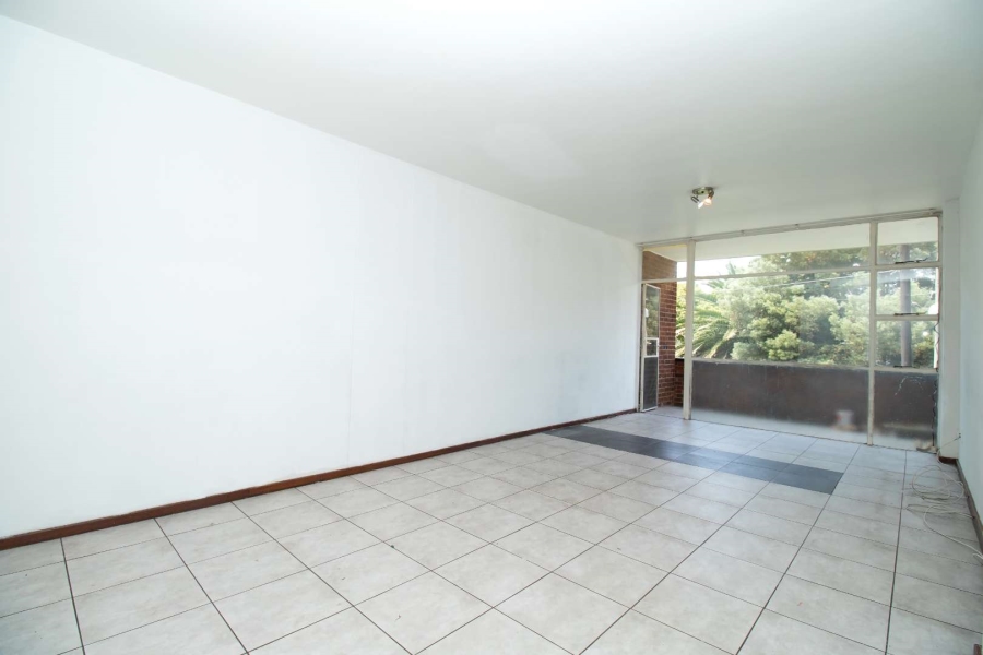 2 Bedroom Property for Sale in Florida Lake Gauteng