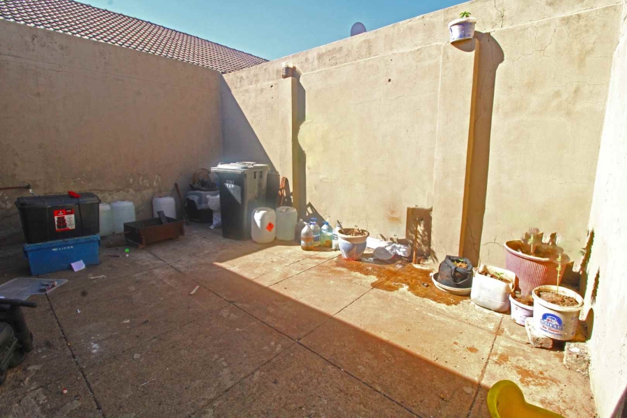 8 Bedroom Property for Sale in Newclare Gauteng