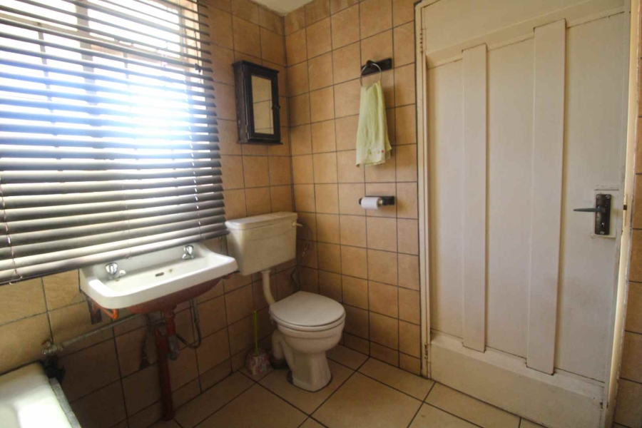 8 Bedroom Property for Sale in Newclare Gauteng