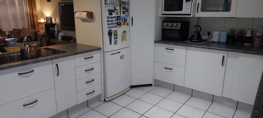 3 Bedroom Property for Sale in New Redruth Gauteng