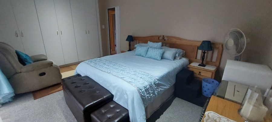 3 Bedroom Property for Sale in New Redruth Gauteng